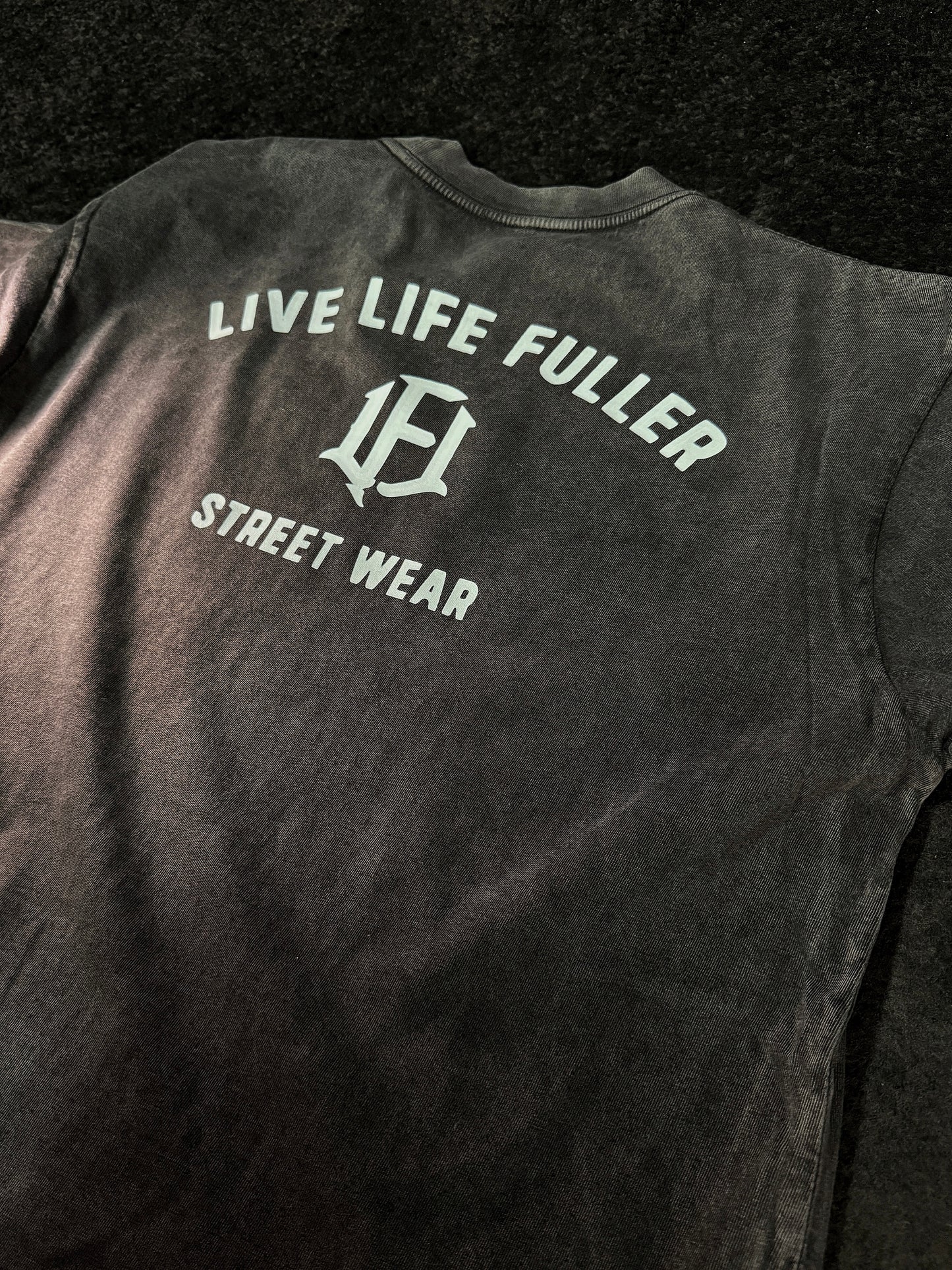 PREMIUM HEAVYWEIGHT TEE - VINTAGE BLACK