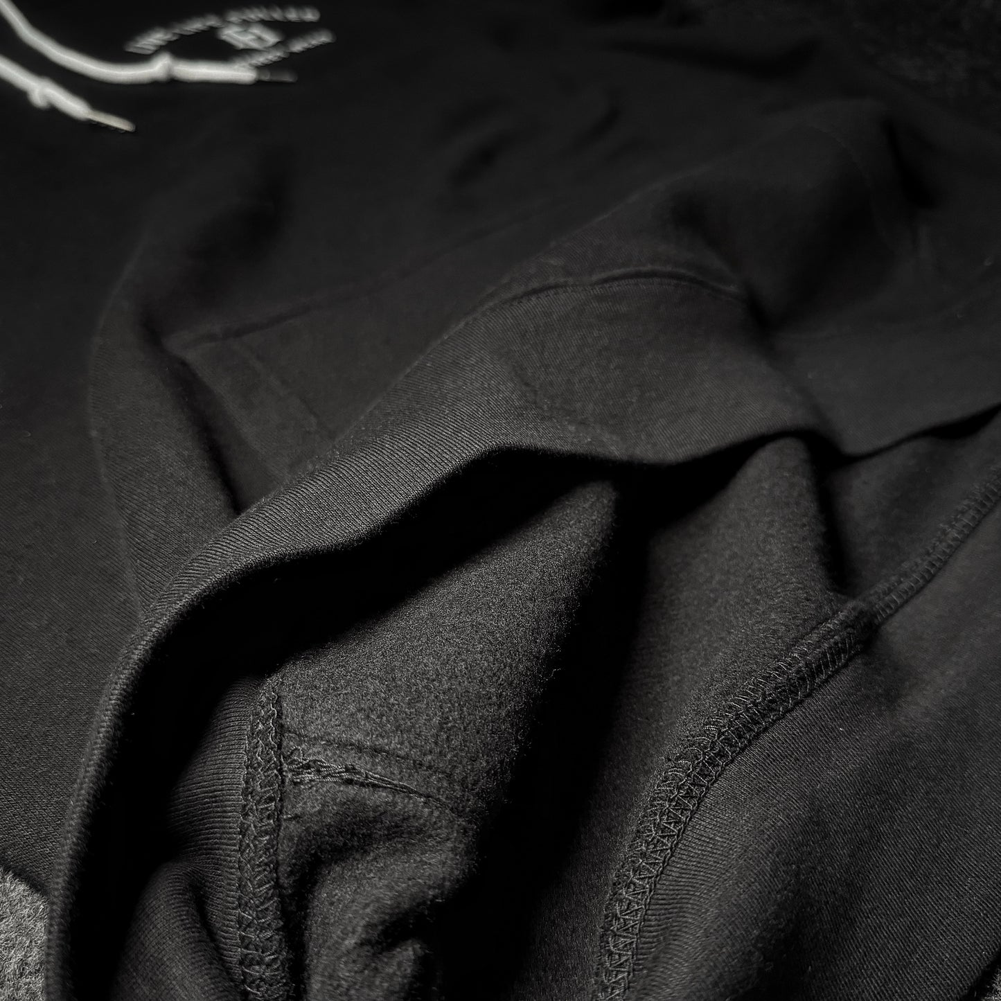 50/50 HOODIE - BLACK