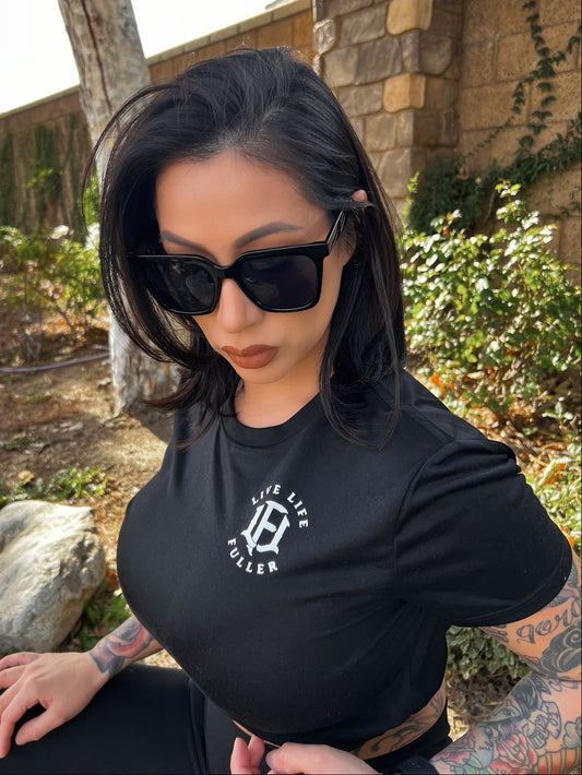 WOMEN'S CROPPED TOP - BLACK