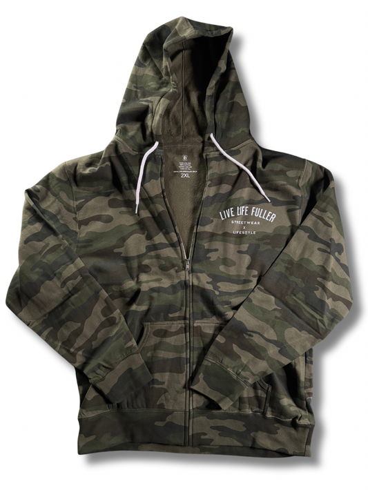 ZIP-UP CAMO HOODIE